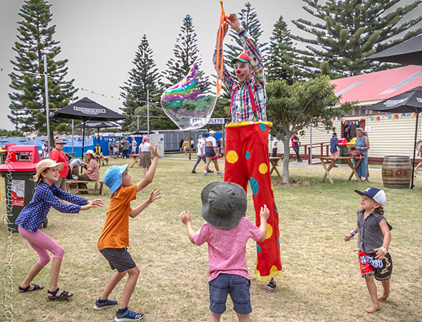 Giant Bubbles Performer Melbourne